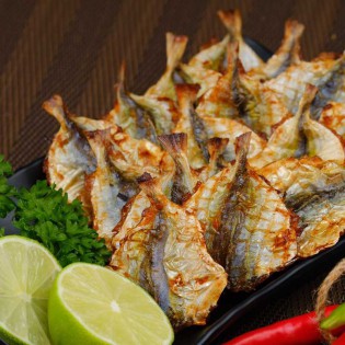 Seasoned Roasted Yellow Trevally Fish (Shimaaji)